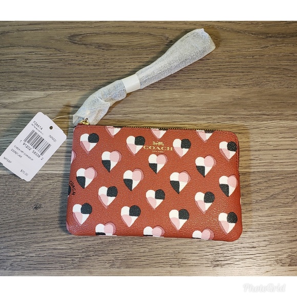 Coach Handbags - ⚡FLASH SALE⚡🆕️❤Authentic Coach  Wristlet❤